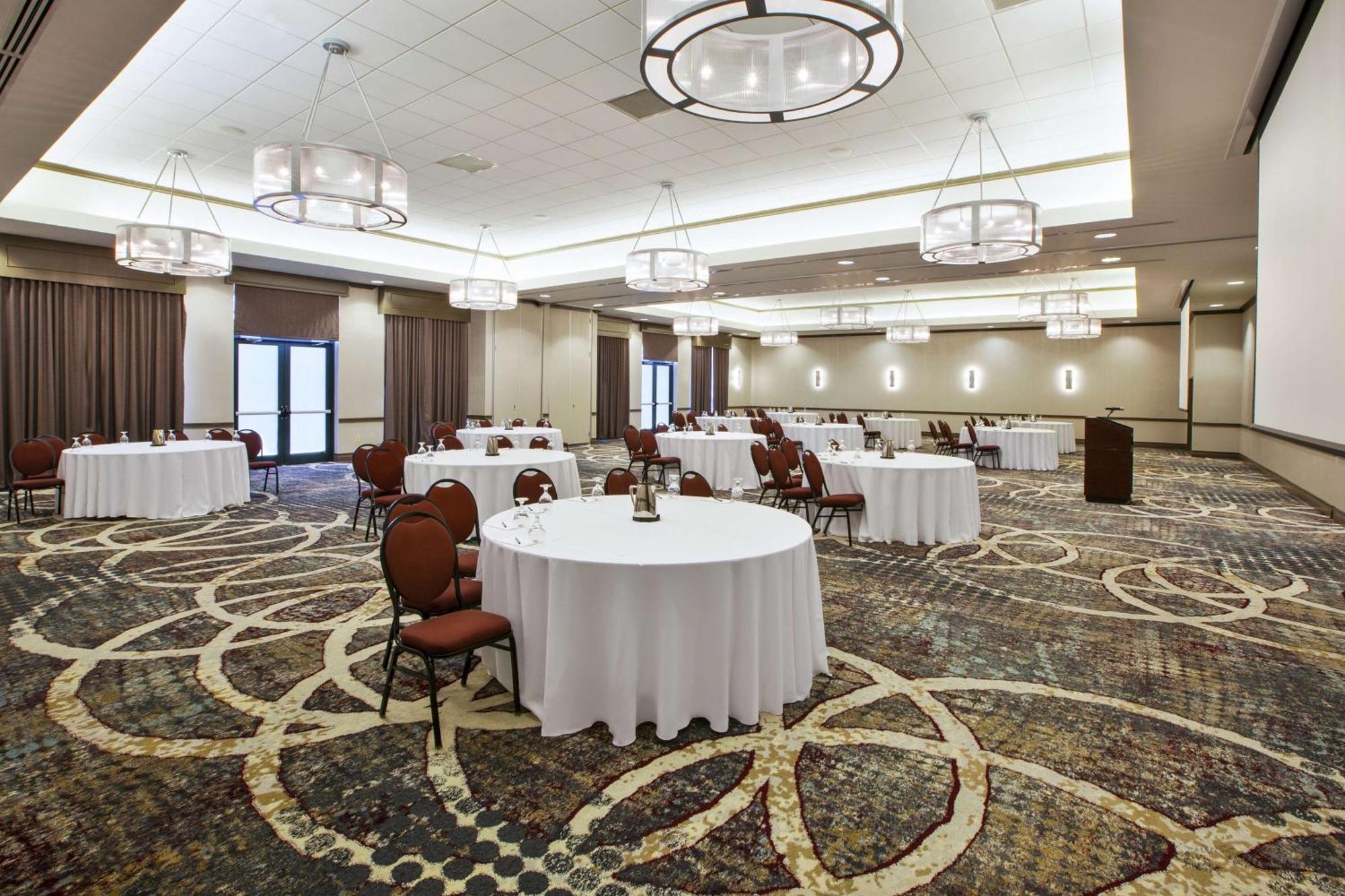 Embassy Suites Columbus - Airport Eksteriør billede